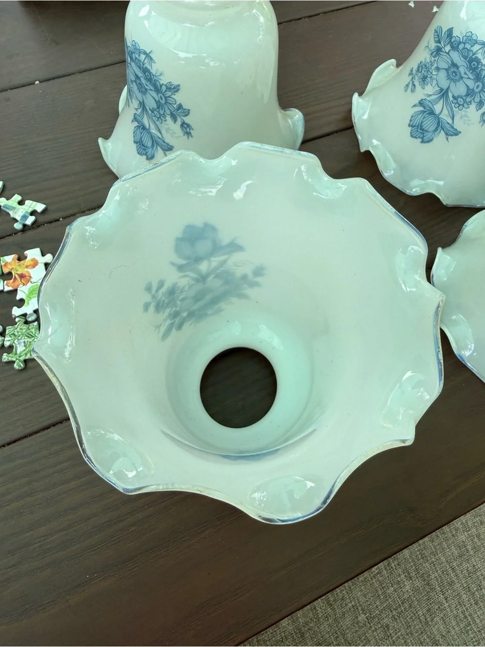 Blue & white Floral Glass Lamp Shades - Set of 4 vintage 1950 delft?